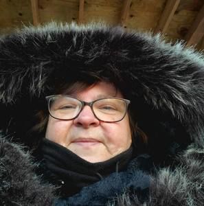 Meet your Posher, Suzanne